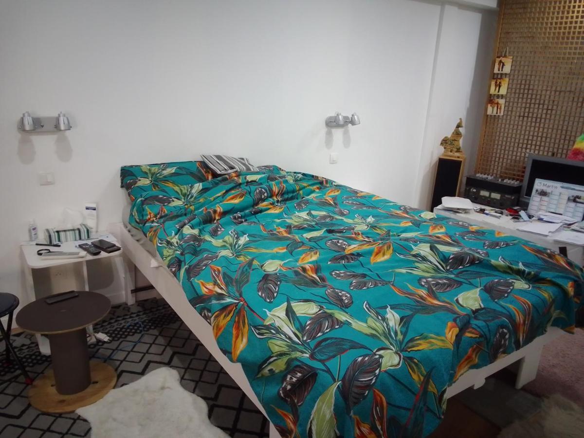 Chambre Chez L'Habitant Saint-Pierre-le-Moûtier Екстериор снимка