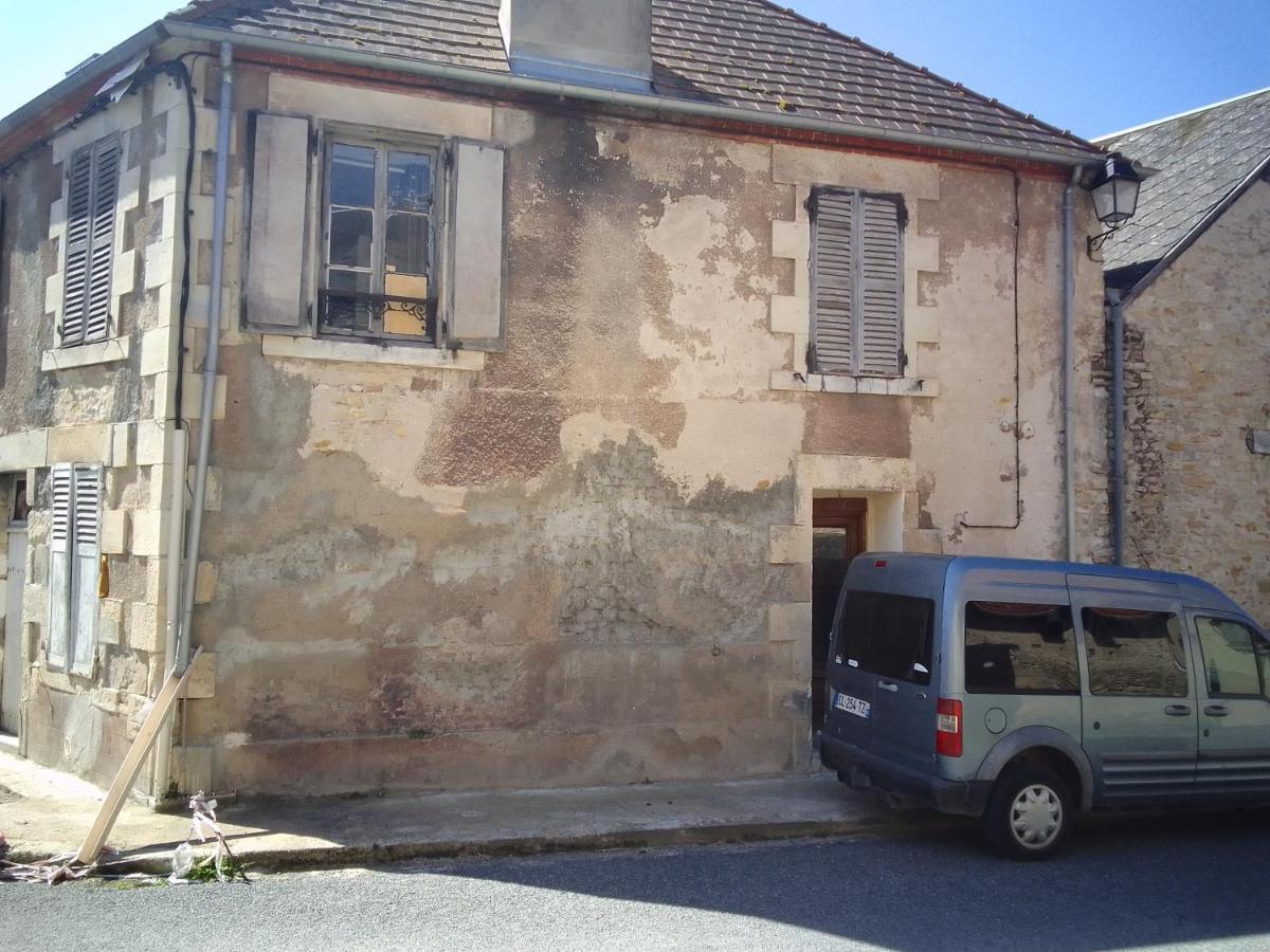 Chambre Chez L'Habitant Saint-Pierre-le-Moûtier Екстериор снимка